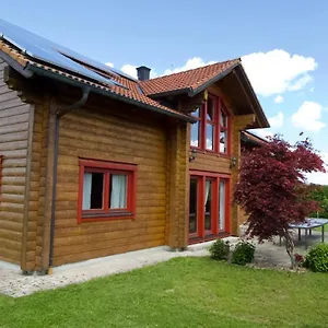  Ferienhaus Holzblockhaus Franziska