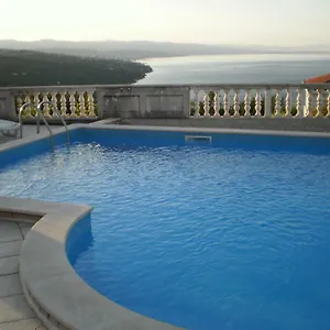 https://apartman-lavanda-villa-antonio.in-istria.net
